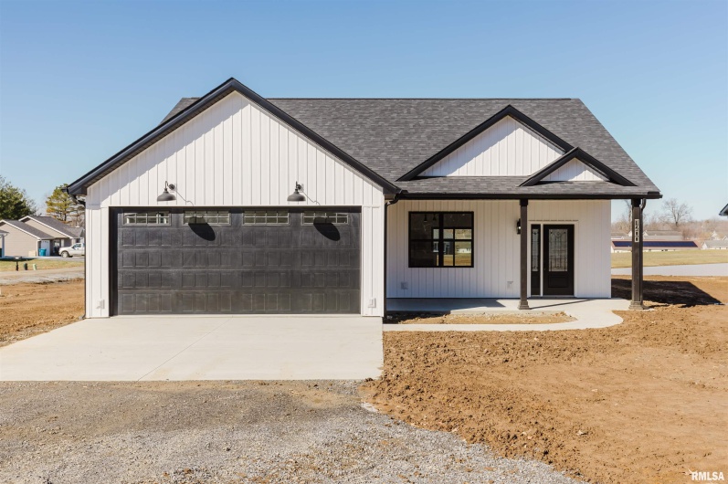 1200 JOY Lane, Johnston City, Illinois 62951, 3 Bedrooms Bedrooms, 0 ,2 BathroomsBathrooms,Residential,For Sale,JOY,0,RMAQC4261091