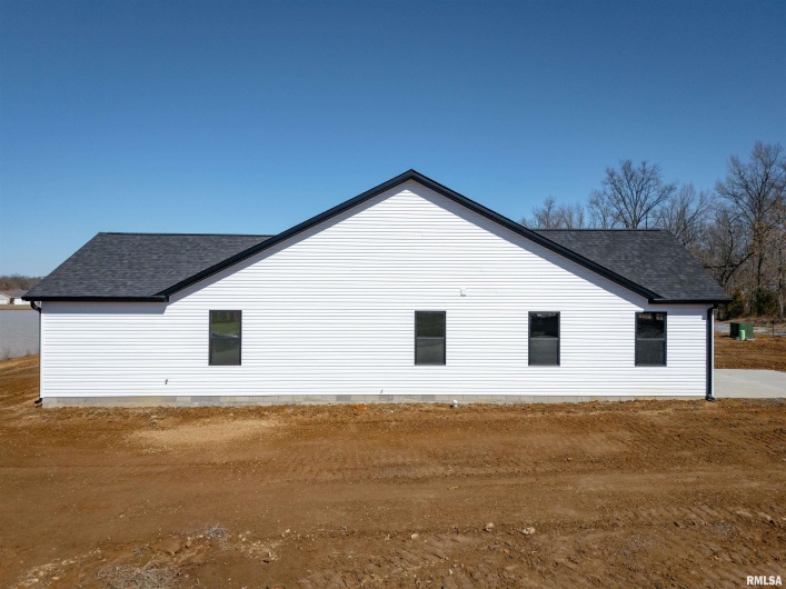 1200 JOY Lane, Johnston City, Illinois 62951, 3 Bedrooms Bedrooms, 0 ,2 BathroomsBathrooms,Residential,For Sale,JOY,0,RMAQC4261091