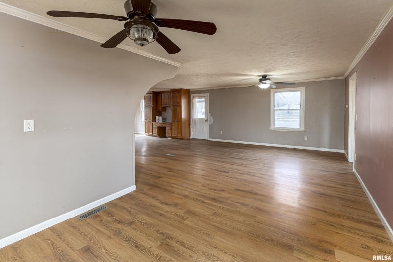 320 Cline Lane, Vienna, Illinois 62995, 3 Bedrooms Bedrooms, 0 ,2 BathroomsBathrooms,Residential,For Sale,Cline,0,RMAEB457050