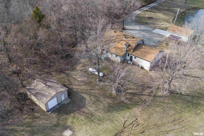 320 Cline Lane, Vienna, Illinois 62995, 3 Bedrooms Bedrooms, 0 ,2 BathroomsBathrooms,Residential,For Sale,Cline,0,RMAEB457050