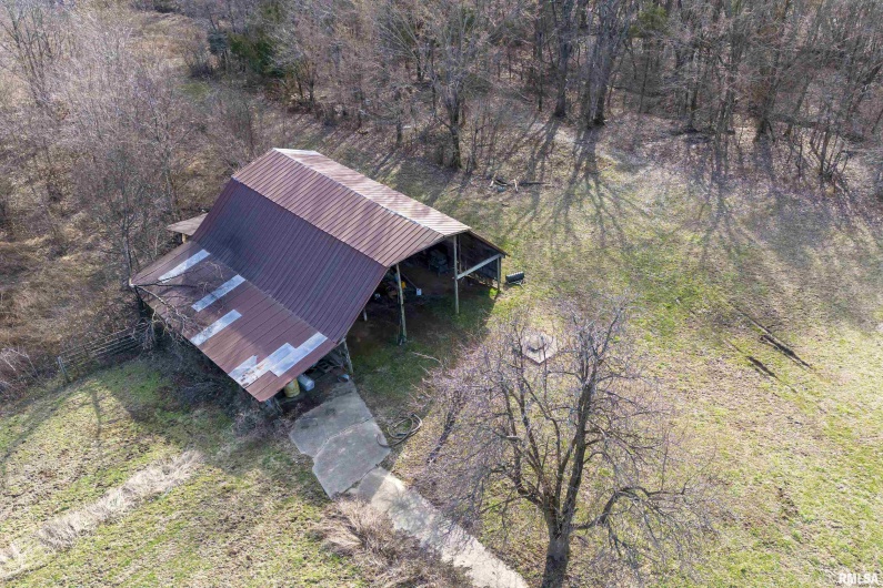 320 Cline Lane, Vienna, Illinois 62995, 3 Bedrooms Bedrooms, 0 ,2 BathroomsBathrooms,Residential,For Sale,Cline,0,RMAEB457050