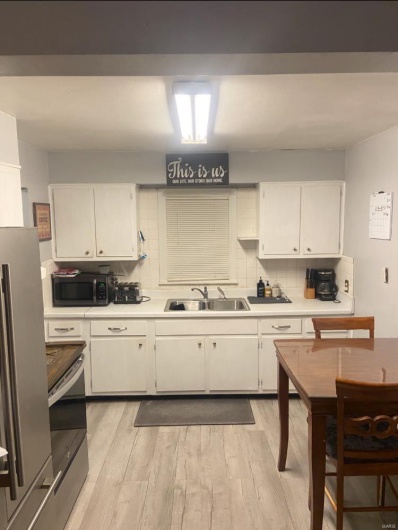 208 John R, Kennett, Missouri 63857, 2 Bedrooms Bedrooms, 6 Rooms Rooms,1 BathroomBathrooms,Residential,For Sale,John R,MAR25014253