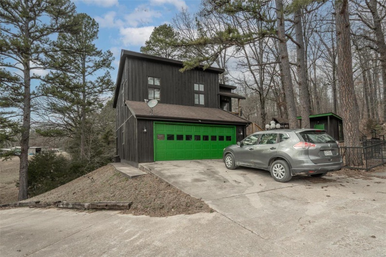 255 Wayne 406, Williamsville, Missouri 63967, 5 Bedrooms Bedrooms, 12 Rooms Rooms,1 BathroomBathrooms,Residential,For Sale,Wayne 406,MAR25014281