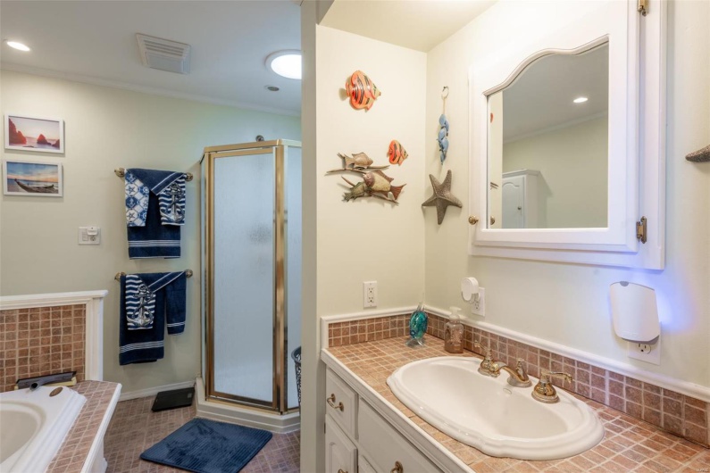255 Wayne 406, Williamsville, Missouri 63967, 5 Bedrooms Bedrooms, 12 Rooms Rooms,1 BathroomBathrooms,Residential,For Sale,Wayne 406,MAR25014281