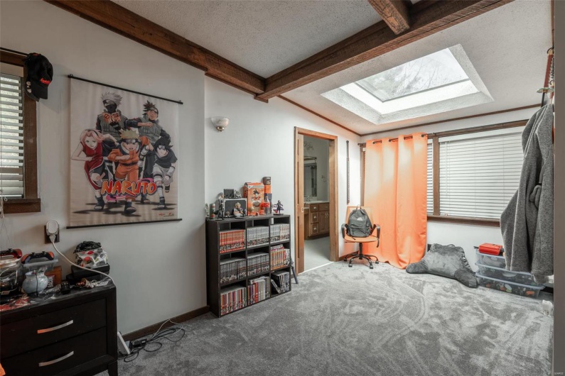 255 Wayne 406, Williamsville, Missouri 63967, 5 Bedrooms Bedrooms, 12 Rooms Rooms,1 BathroomBathrooms,Residential,For Sale,Wayne 406,MAR25014281