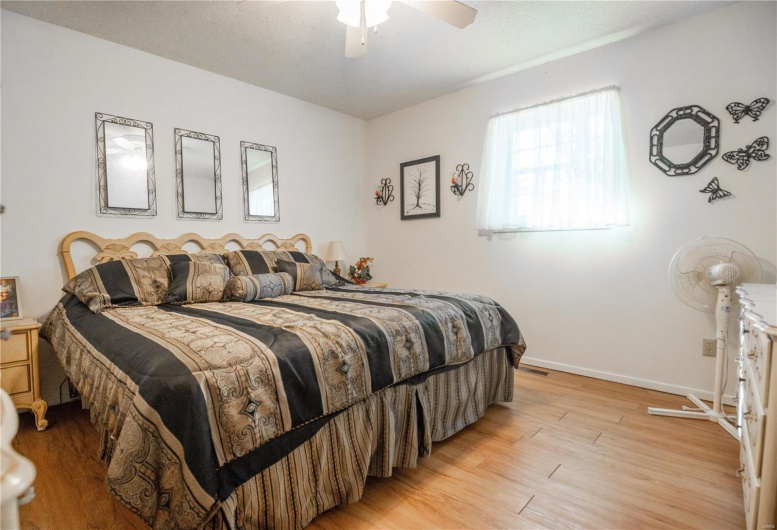 112 Perch Drive, Wappapello, Missouri 63966, 4 Bedrooms Bedrooms, 9 Rooms Rooms,2 BathroomsBathrooms,Residential,For Sale,Perch,MAR25014458