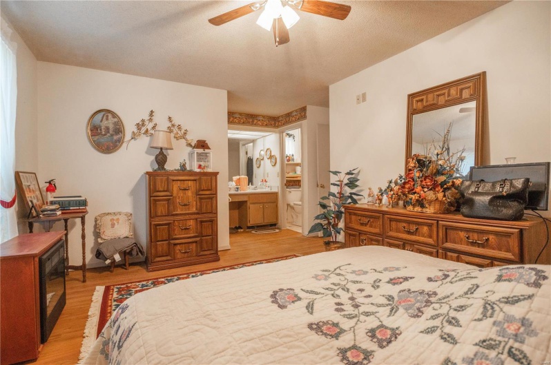 112 Perch Drive, Wappapello, Missouri 63966, 4 Bedrooms Bedrooms, 9 Rooms Rooms,2 BathroomsBathrooms,Residential,For Sale,Perch,MAR25014458