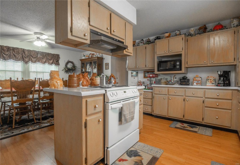 112 Perch Drive, Wappapello, Missouri 63966, 4 Bedrooms Bedrooms, 9 Rooms Rooms,2 BathroomsBathrooms,Residential,For Sale,Perch,MAR25014458