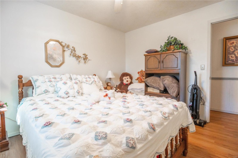 112 Perch Drive, Wappapello, Missouri 63966, 4 Bedrooms Bedrooms, 9 Rooms Rooms,2 BathroomsBathrooms,Residential,For Sale,Perch,MAR25014458