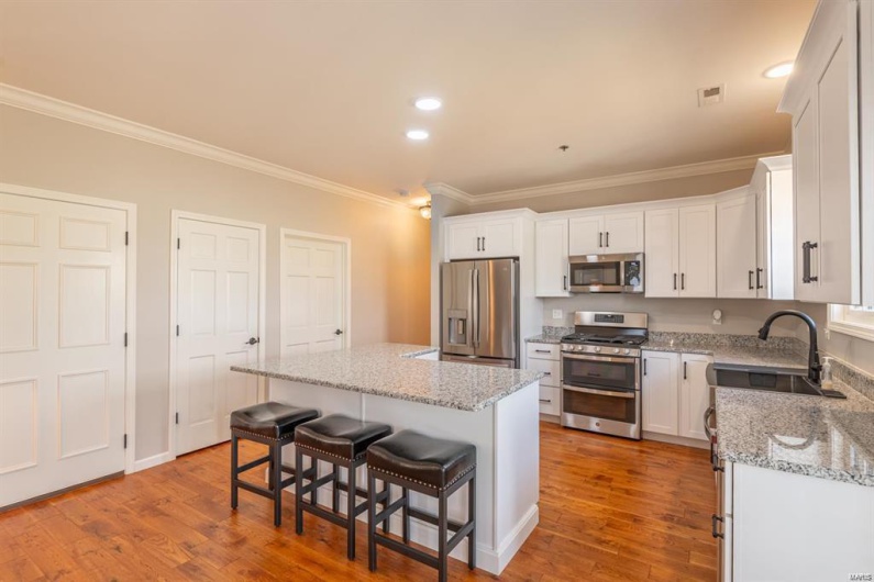 24345 State Route WW, Ste Genevieve, Missouri 63670, 4 Bedrooms Bedrooms, 9 Rooms Rooms,4 BathroomsBathrooms,Residential,For Sale,State Route WW,MAR25014452
