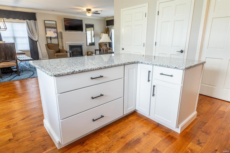24345 State Route WW, Ste Genevieve, Missouri 63670, 4 Bedrooms Bedrooms, 9 Rooms Rooms,4 BathroomsBathrooms,Residential,For Sale,State Route WW,MAR25014452