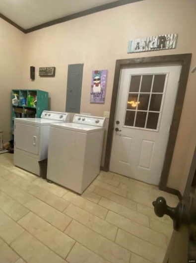 12607 Highway N, Middlebrook, Missouri 63656, 3 Bedrooms Bedrooms, 6 Rooms Rooms,2 BathroomsBathrooms,Residential,For Sale,Highway N,MAR25014271