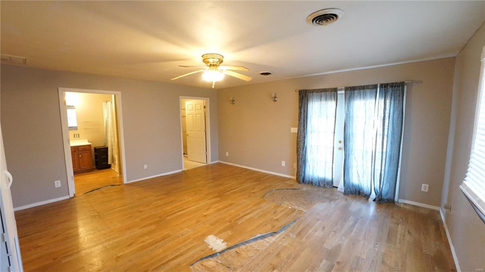 204 8TH St, Kennett, Missouri 63857, 3 Bedrooms Bedrooms, 6 Rooms Rooms,2 BathroomsBathrooms,Residential,For Sale,8TH St,MAR25014375