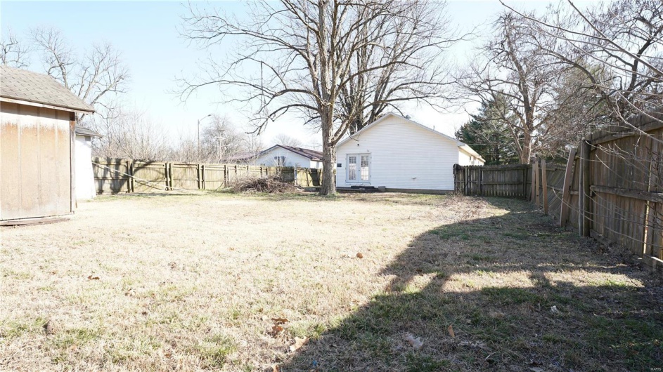 204 8TH St, Kennett, Missouri 63857, 3 Bedrooms Bedrooms, 6 Rooms Rooms,2 BathroomsBathrooms,Residential,For Sale,8TH St,MAR25014375