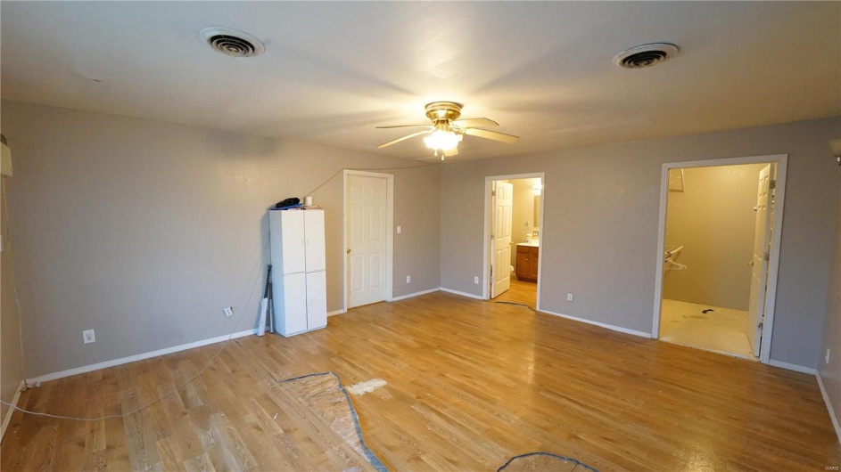 204 8TH St, Kennett, Missouri 63857, 3 Bedrooms Bedrooms, 6 Rooms Rooms,2 BathroomsBathrooms,Residential,For Sale,8TH St,MAR25014375