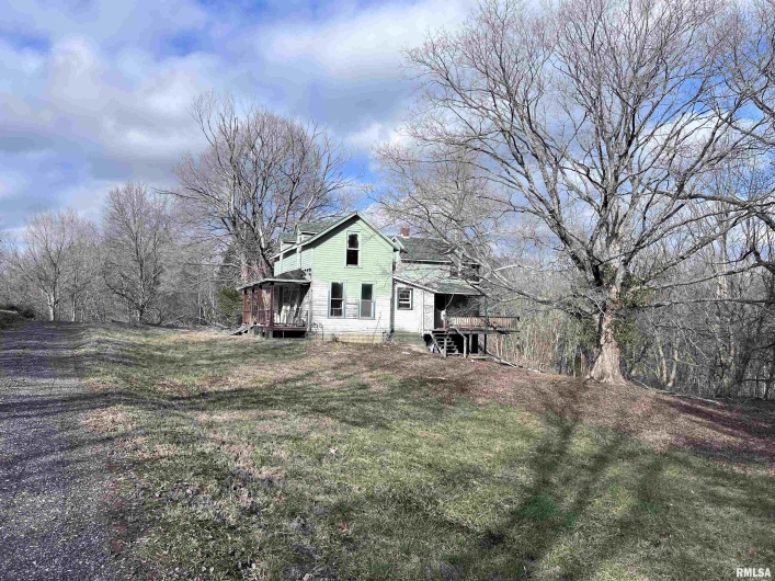 315 Vines Road, Cobden, Illinois 62920, 2 Bedrooms Bedrooms, 0 ,0,Residential,For Sale,Vines,0,RMAEB457077