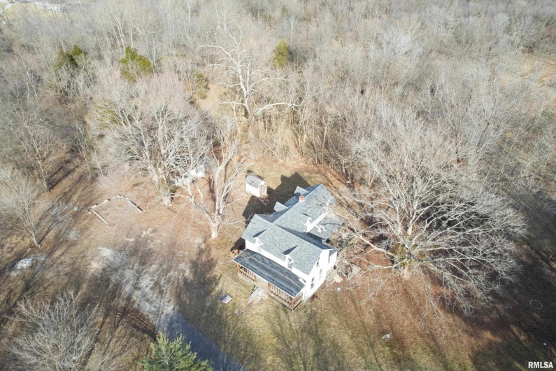 315 Vines Road, Cobden, Illinois 62920, 2 Bedrooms Bedrooms, 0 ,0,Residential,For Sale,Vines,0,RMAEB457077