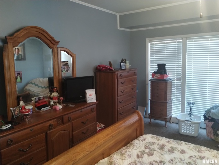 600 SKYLINE Drive, Carbondale, Illinois 62901, 3 Bedrooms Bedrooms, 0 ,2 BathroomsBathrooms,Residential,For Sale,SKYLINE,0,RMAEB457079