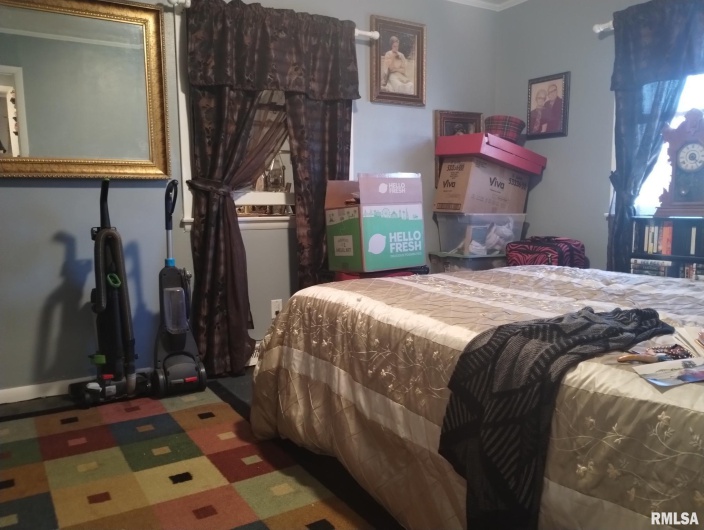 600 SKYLINE Drive, Carbondale, Illinois 62901, 3 Bedrooms Bedrooms, 0 ,2 BathroomsBathrooms,Residential,For Sale,SKYLINE,0,RMAEB457079