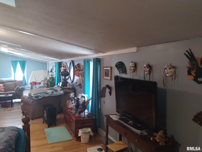 600 SKYLINE Drive, Carbondale, Illinois 62901, 3 Bedrooms Bedrooms, 0 ,2 BathroomsBathrooms,Residential,For Sale,SKYLINE,0,RMAEB457079