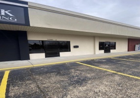 1040 Westwood Blvd, Poplar Bluff, Missouri 63901, ,Commercial Lease,For Sale,Westwood Blvd,MAR25014730