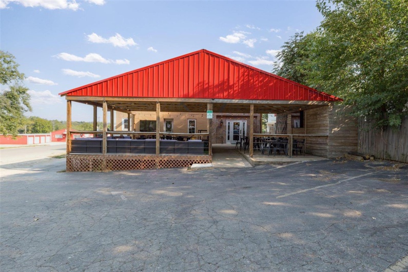 201 Houser Street, Park Hills, Missouri 63601, ,Commercial Sale,For Sale,Houser,MAR24058556