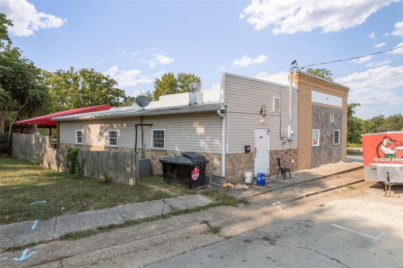 201 Houser Street, Park Hills, Missouri 63601, ,Commercial Sale,For Sale,Houser,MAR24058556