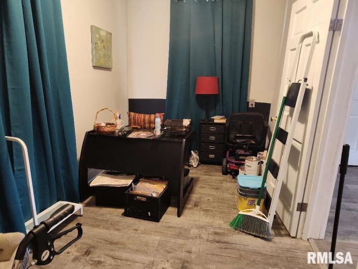 407 OHIO Street, Mound City, Illinois 62963, 2 Bedrooms Bedrooms, 0 ,1 BathroomBathrooms,Residential,For Sale,OHIO,0,RMAEB457091