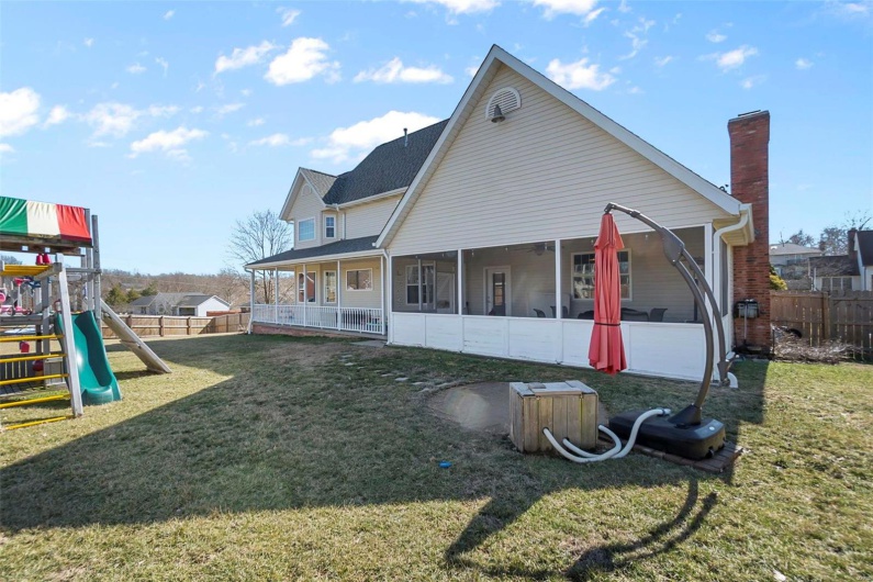 2519 Horseshoe Ridge, Cape Girardeau, Missouri 63701, 4 Bedrooms Bedrooms, 11 Rooms Rooms,3 BathroomsBathrooms,Residential,For Sale,Horseshoe Ridge,MAR25008656