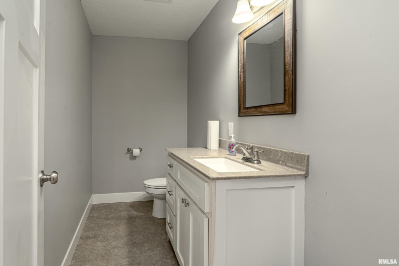 3675 Parrish Ridge Road, Goreville, Illinois 62939, 5 Bedrooms Bedrooms, 0 ,2 BathroomsBathrooms,Residential,For Sale,Parrish Ridge,0,RMAEB457105