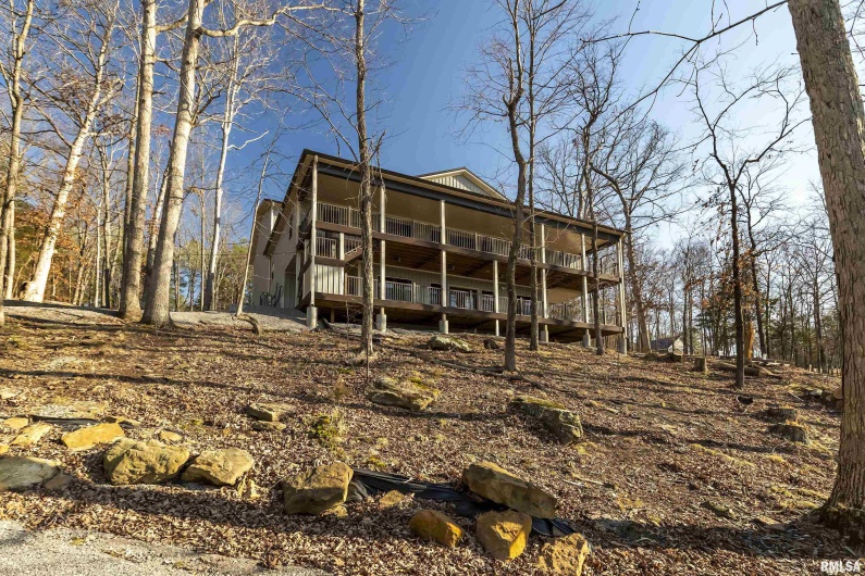 3675 Parrish Ridge Road, Goreville, Illinois 62939, 5 Bedrooms Bedrooms, 0 ,2 BathroomsBathrooms,Residential,For Sale,Parrish Ridge,0,RMAEB457105