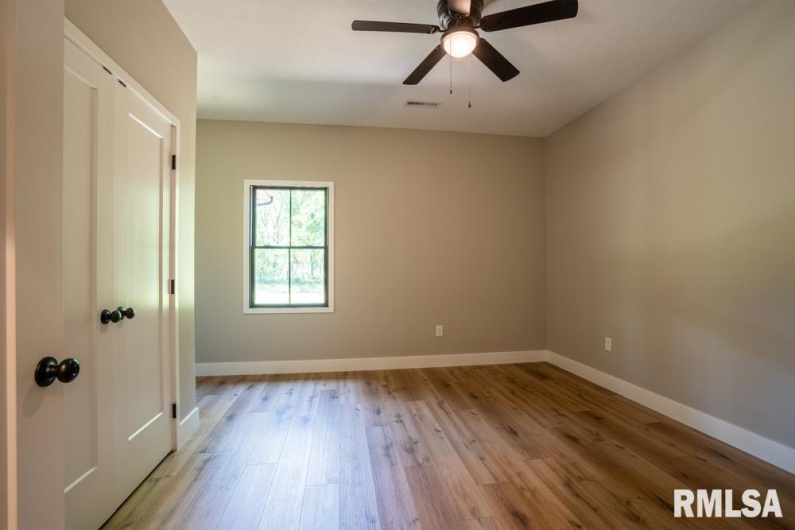 207 Rowatt Street, Cambria, Illinois 62915, 3 Bedrooms Bedrooms, 0 ,2 BathroomsBathrooms,Residential,For Sale,Rowatt,0,RMAQC4261228