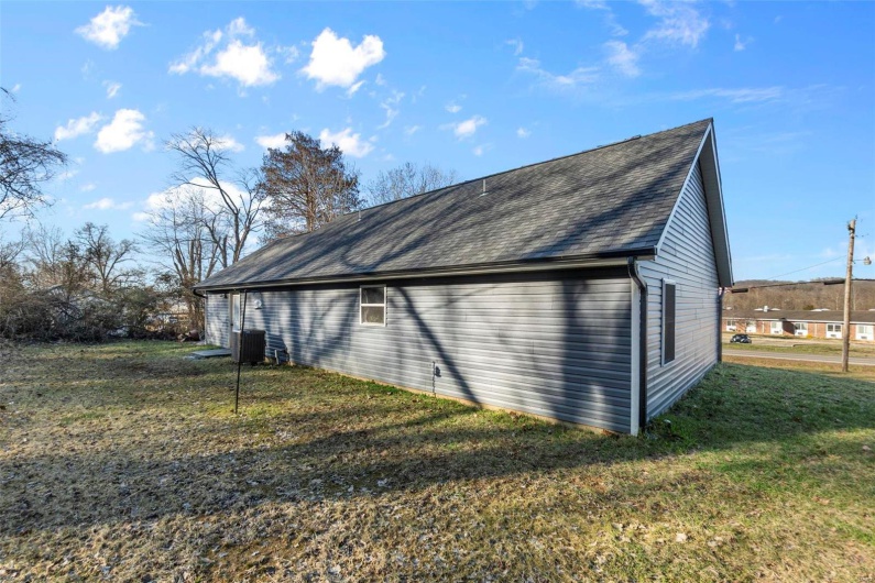 22270 Missouri 34, Marble Hill, Missouri 63764, 3 Bedrooms Bedrooms, 6 Rooms Rooms,2 BathroomsBathrooms,Residential,For Sale,Missouri 34,MAR25015141