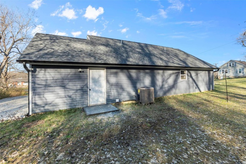 22270 Missouri 34, Marble Hill, Missouri 63764, 3 Bedrooms Bedrooms, 6 Rooms Rooms,2 BathroomsBathrooms,Residential,For Sale,Missouri 34,MAR25015141