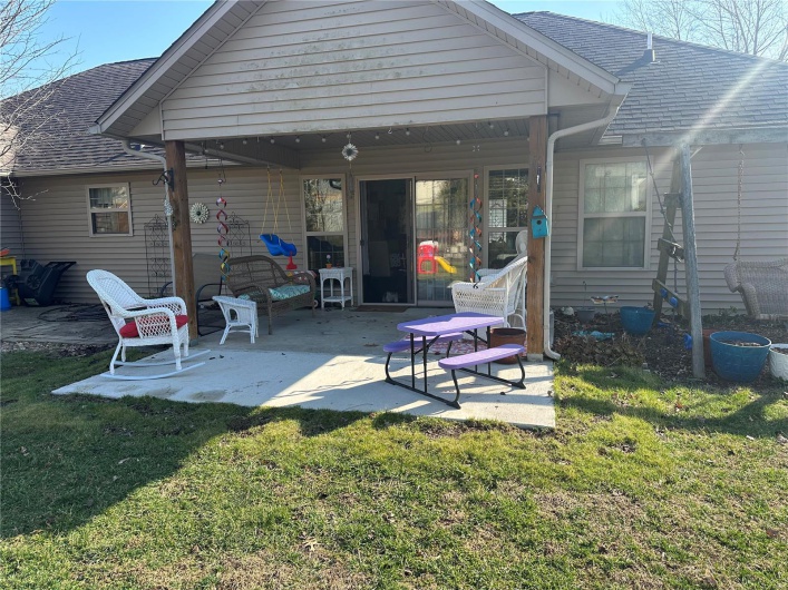 210 Oak Creek Drive, Jackson, Missouri 63755, 3 Bedrooms Bedrooms, 6 Rooms Rooms,2 BathroomsBathrooms,Residential,For Sale,Oak Creek,MAR25015243