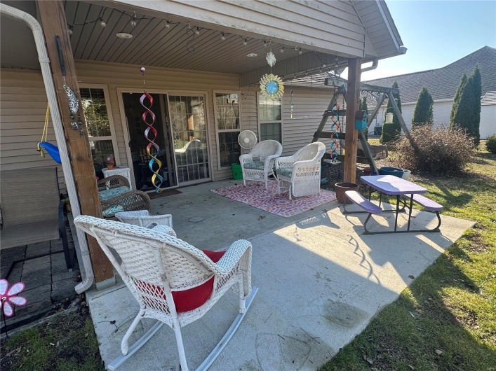 210 Oak Creek Drive, Jackson, Missouri 63755, 3 Bedrooms Bedrooms, 6 Rooms Rooms,2 BathroomsBathrooms,Residential,For Sale,Oak Creek,MAR25015243