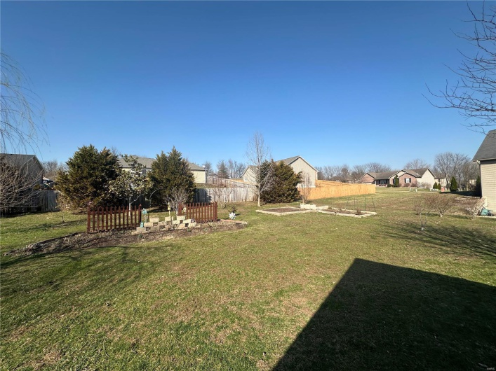 210 Oak Creek Drive, Jackson, Missouri 63755, 3 Bedrooms Bedrooms, 6 Rooms Rooms,2 BathroomsBathrooms,Residential,For Sale,Oak Creek,MAR25015243