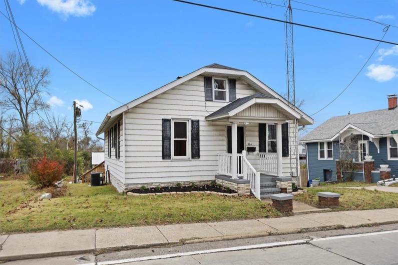 126 Opdyke Street, Chester, Illinois 62233, 3 Bedrooms Bedrooms, 9 Rooms Rooms,1 BathroomBathrooms,Residential,For Sale,Opdyke,MAR24071907