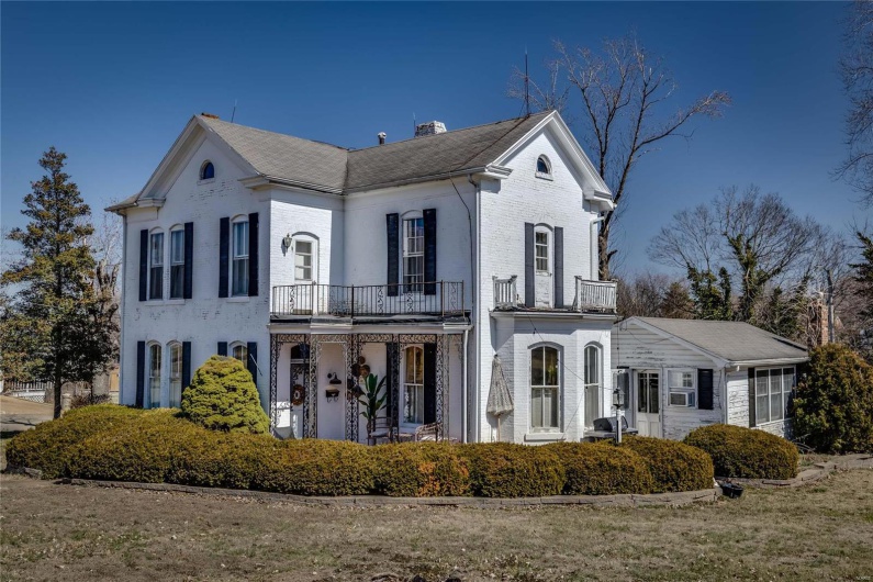 401 Main, Fredericktown, Missouri 63645, 4 Bedrooms Bedrooms, 11 Rooms Rooms,2 BathroomsBathrooms,Residential,For Sale,Main,MAR25009918