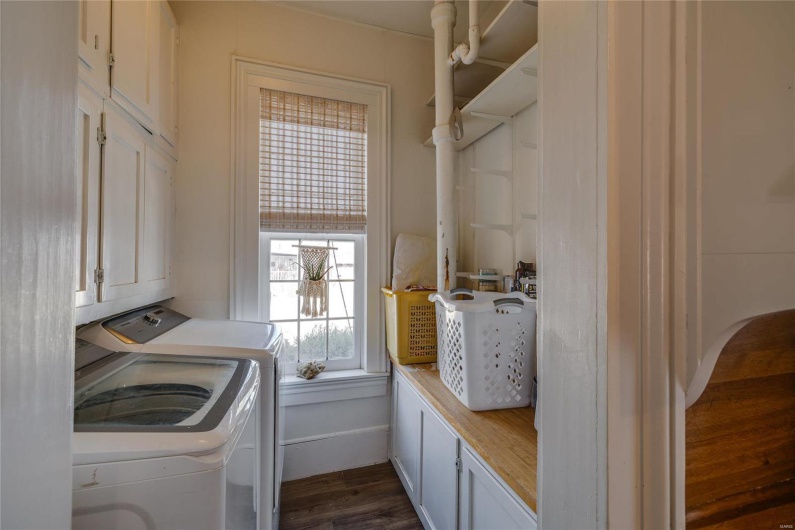 Laundry Room Off Kitchen