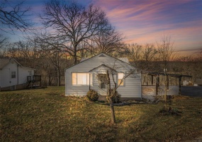699 Clement Rd, Bloomsdale, Missouri 63627, 3 Bedrooms Bedrooms, 7 Rooms Rooms,2 BathroomsBathrooms,Residential,For Sale,Clement Rd,MAR25014182
