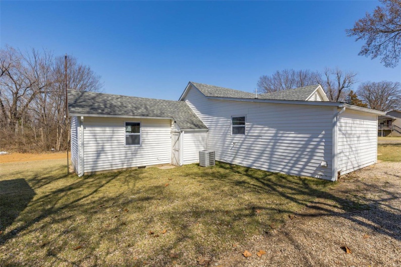1005 Tyler Street, Park Hills, Missouri 63601, 3 Bedrooms Bedrooms, 8 Rooms Rooms,2 BathroomsBathrooms,Residential,For Sale,Tyler,MAR25015269