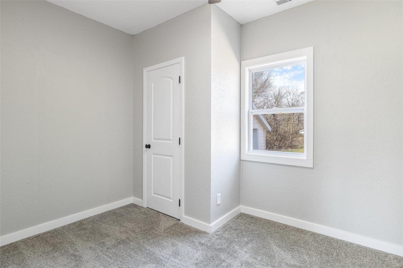 1005 Tyler Street, Park Hills, Missouri 63601, 3 Bedrooms Bedrooms, 8 Rooms Rooms,2 BathroomsBathrooms,Residential,For Sale,Tyler,MAR25015269