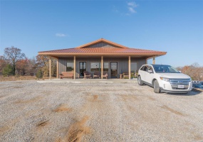 140 Outer Rd., Poplar Bluff, Missouri 63901, ,Commercial Sale,For Sale,Outer Rd.,MAR24057429
