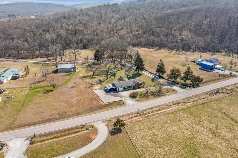 536 Hwy JJ, Ironton, Missouri 63650, 3 Bedrooms Bedrooms, 10 Rooms Rooms,1 BathroomBathrooms,Residential,For Sale,Hwy JJ,MAR24076902