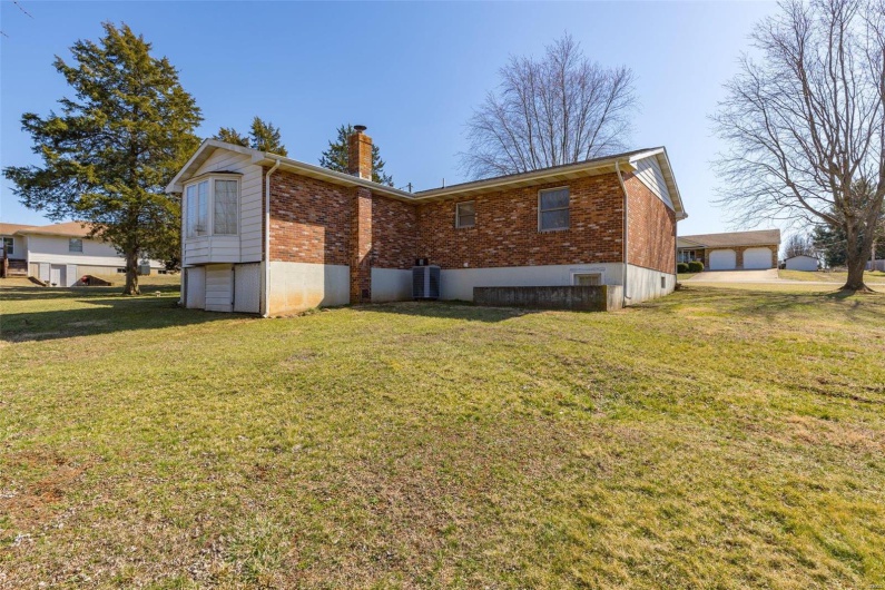 423 Rice Road, Bonne Terre, Missouri 63628, 3 Bedrooms Bedrooms, 11 Rooms Rooms,1 BathroomBathrooms,Residential,For Sale,Rice,MAR25015700