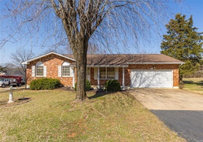 423 Rice Road, Bonne Terre, Missouri 63628, 3 Bedrooms Bedrooms, 11 Rooms Rooms,1 BathroomBathrooms,Residential,For Sale,Rice,MAR25015700