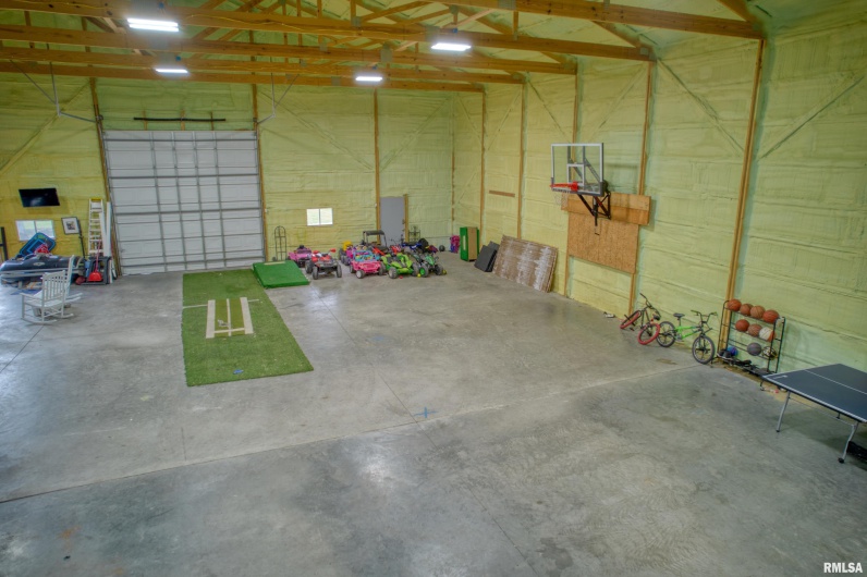 3995 Route 37, Marion, Illinois 62959, 5 Bedrooms Bedrooms, 0 ,3 BathroomsBathrooms,Residential,For Sale,Route 37,0,RMAEB455352