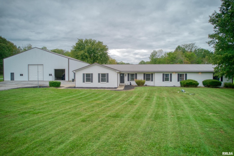 3995 Route 37, Marion, Illinois 62959, 5 Bedrooms Bedrooms, 0 ,3 BathroomsBathrooms,Residential,For Sale,Route 37,0,RMAEB455352