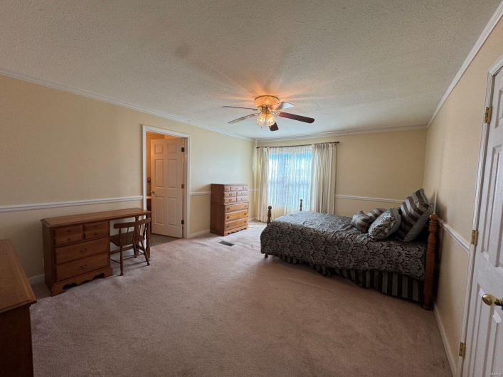 1301 Douglas, Malden, Missouri 63863, 3 Bedrooms Bedrooms, 8 Rooms Rooms,2 BathroomsBathrooms,Residential,For Sale,Douglas,MAR25015938